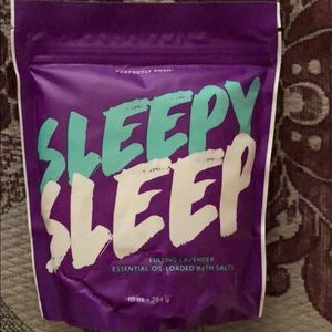 ⭐️Perfectly Posh bath salts⭐️